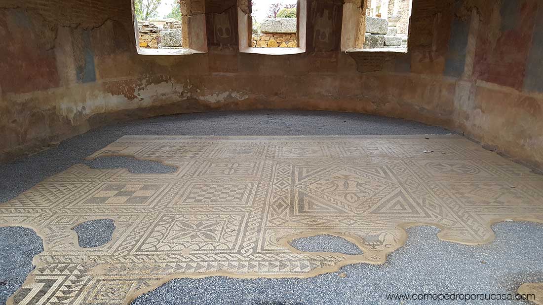 mosaico teatro romano merida
